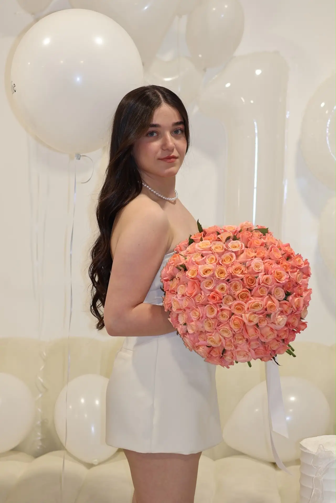 100 Roses Miss Piggy – תמונה 3